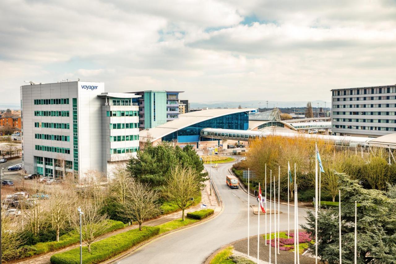 Holiday Inn Manchester Airport, An Ihg Hotel Hale  Exterior foto